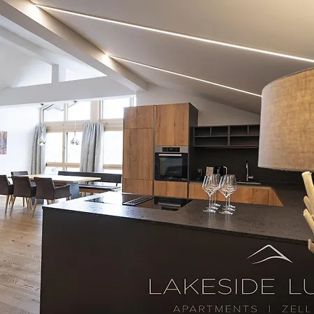 Lakeside Luxury Apartment Zell am See