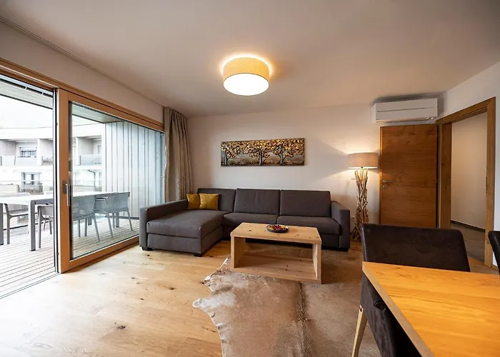 Lakeside Luxury 公寓 *