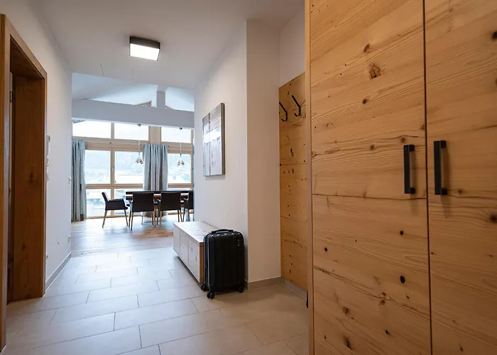 Apartment Lakeside Luxury Zell am See