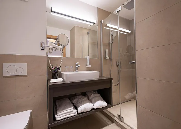 Lakeside Luxury Lägenhet *