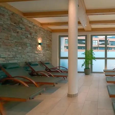 Lakeside Luxury Διαμέρισμα