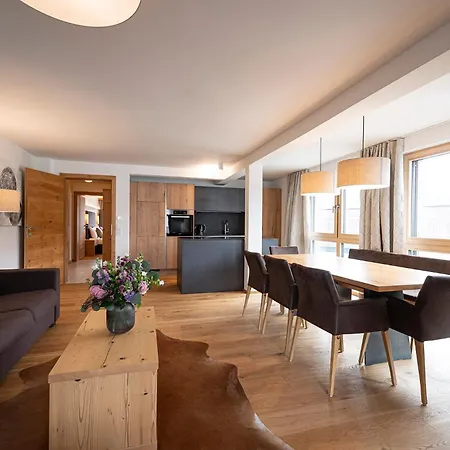 Lakeside Luxury Διαμέρισμα