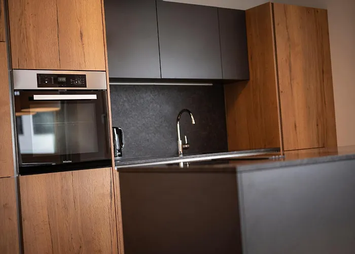 Lakeside Luxury 아파트 젤암제