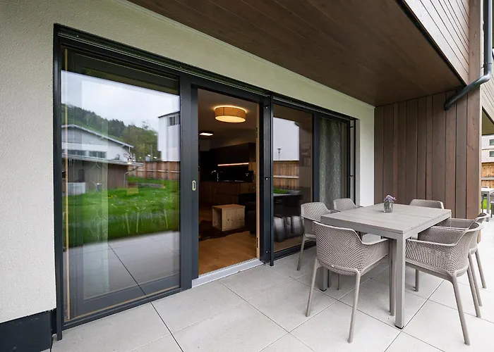 Lakeside Luxury 젤암제